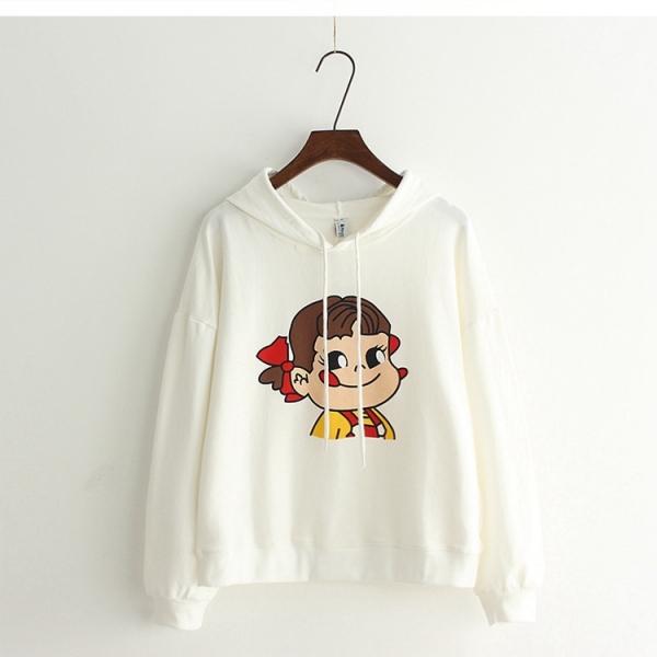 Chân váy cùng áo hoodie