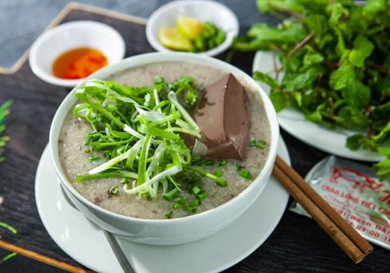 ﻿﻿Cháo lòng Huyền Vũ