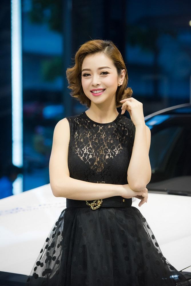 Chất liệu ren, xuyên thấu