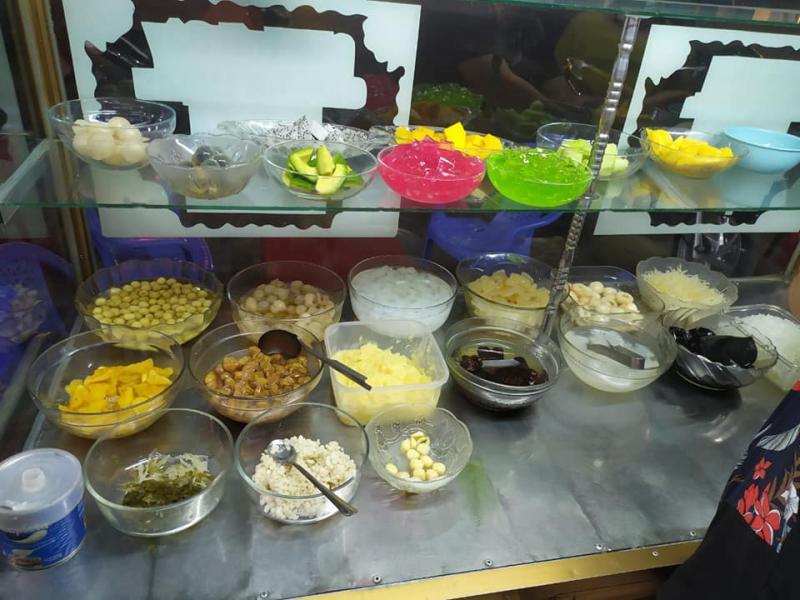 ﻿﻿Chè Ba Cô Gái
