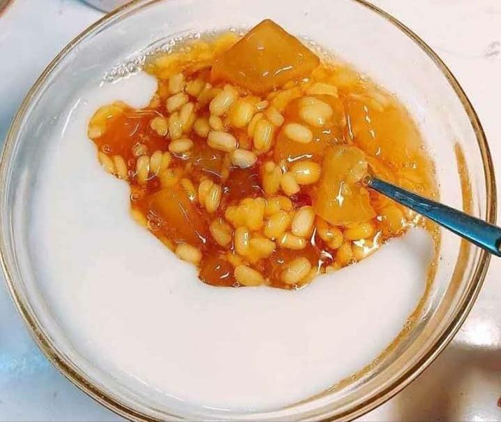 ﻿﻿Chè Ba Cô Gái