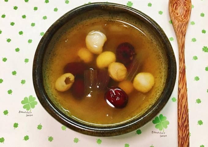 Chè nha đam táo đỏ nhãn nhục