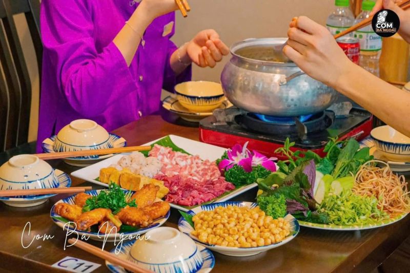 Cơm Bà ngoại