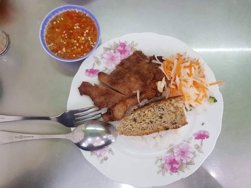 Cơm tấm bà Mười