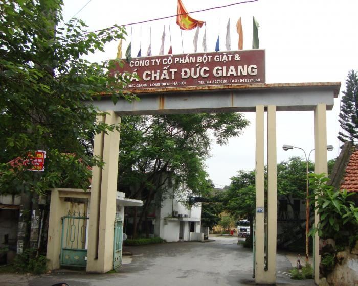 Công ty cổ phần bột giặt và hóa chất Đức Giang (DGC)