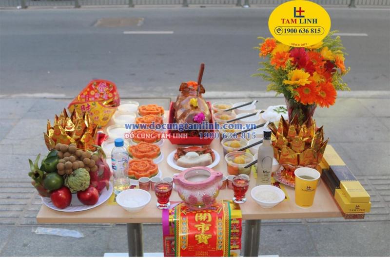 Mâm cúng khai trương tại Điện Máy xanh