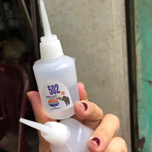 Công ty TNHH đầu tư sản xuất thương mại Nguyên Khang là một công ty có kinh nghiệm và thành công trong ngành công nghiệp keo