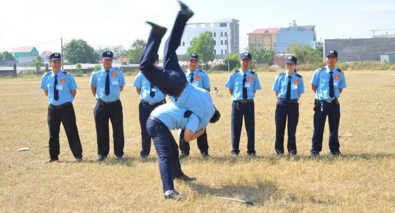 Công ty TNHH TM - DV Bảo Vệ Quang Trung
