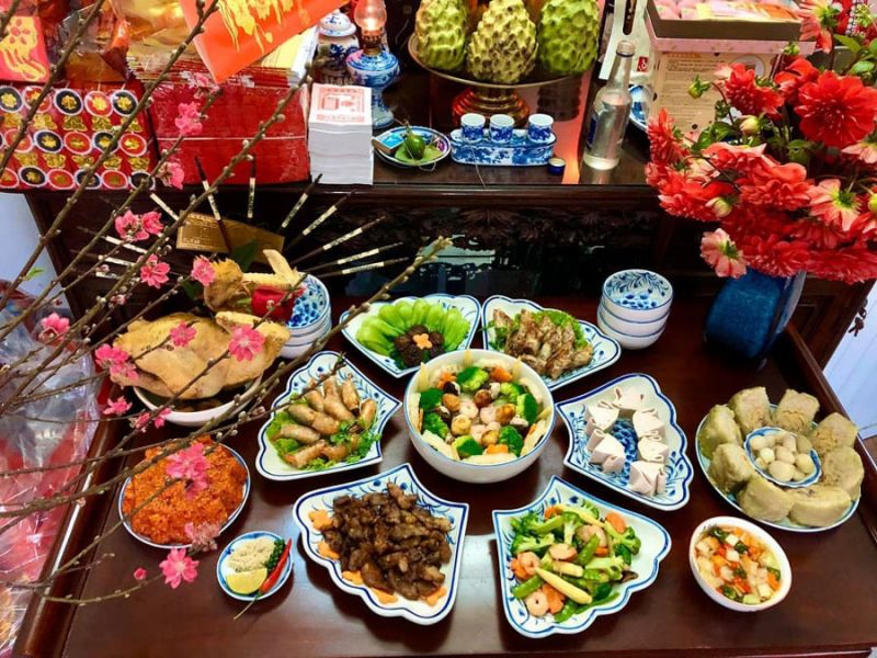 Từ một màu hoa