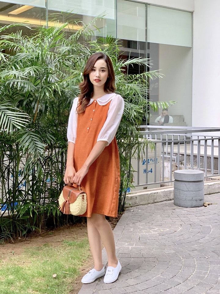 Đầm bàu xinh xắn tại Linh Linh