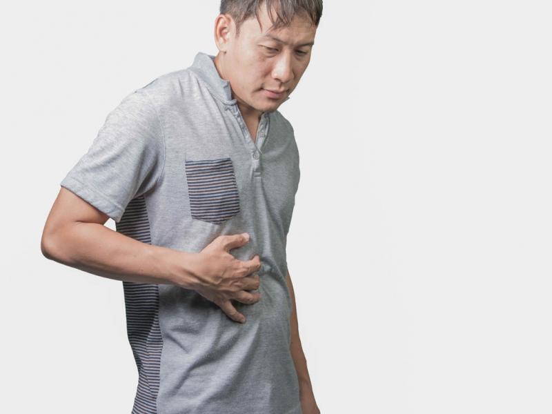 Đau tức vùng phía trên rốn