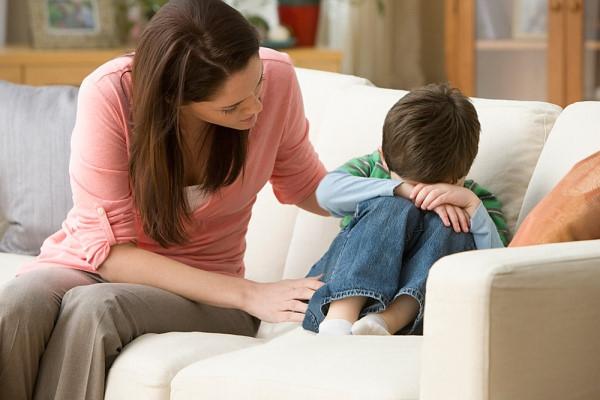 Dạy con trai cách thừa nhận sai lầm của mình