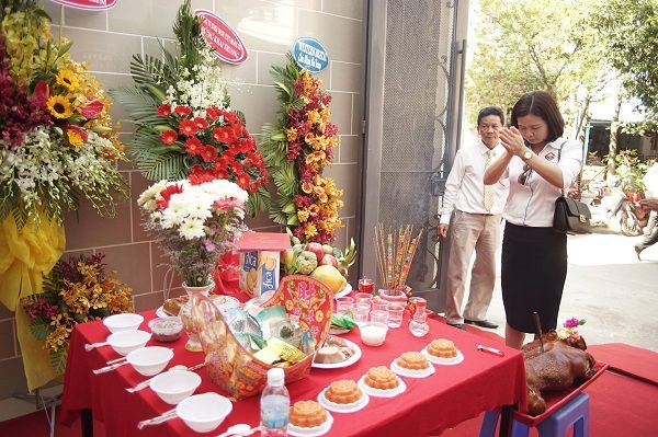 Dịch vụ đồ cúng trọn gói mang đến cho bạn những sản phẩm tốt nhất với thiết kế tinh tế giá cả phù hợp với từng đối tượng khách hàng.