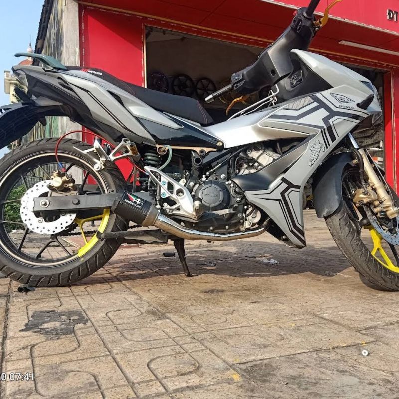 Đồ Chơi Xe Máy Hùng Quách