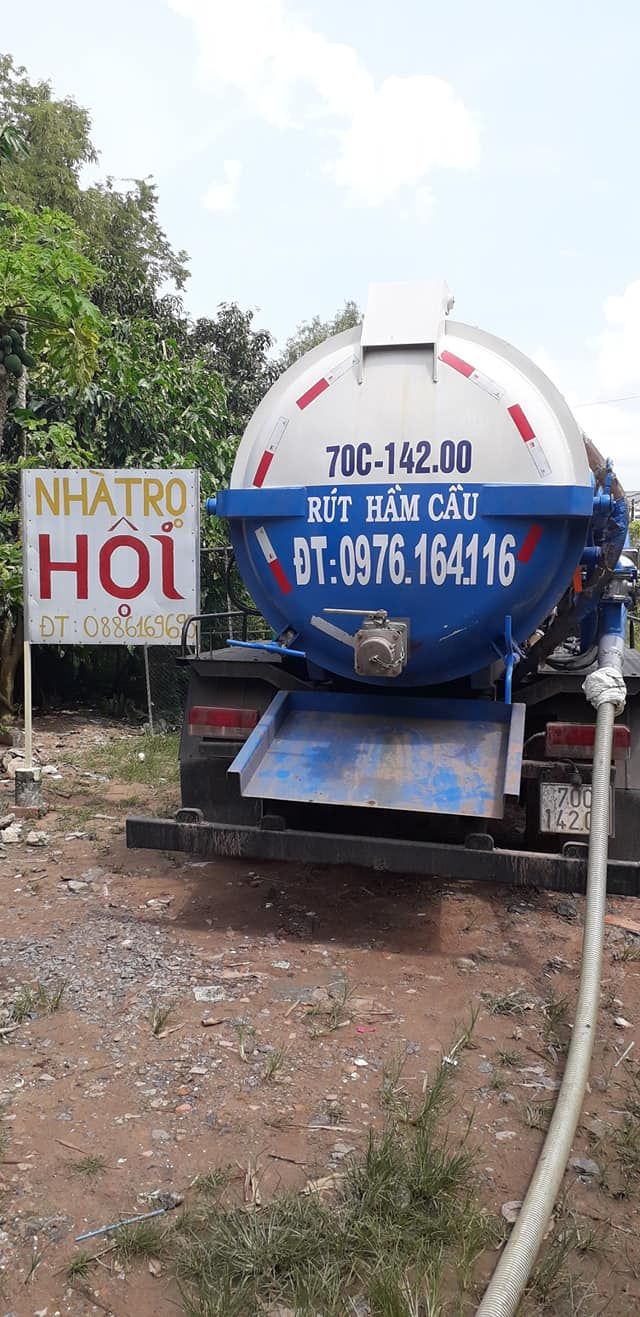 Trong quá trình hút hầm cầm