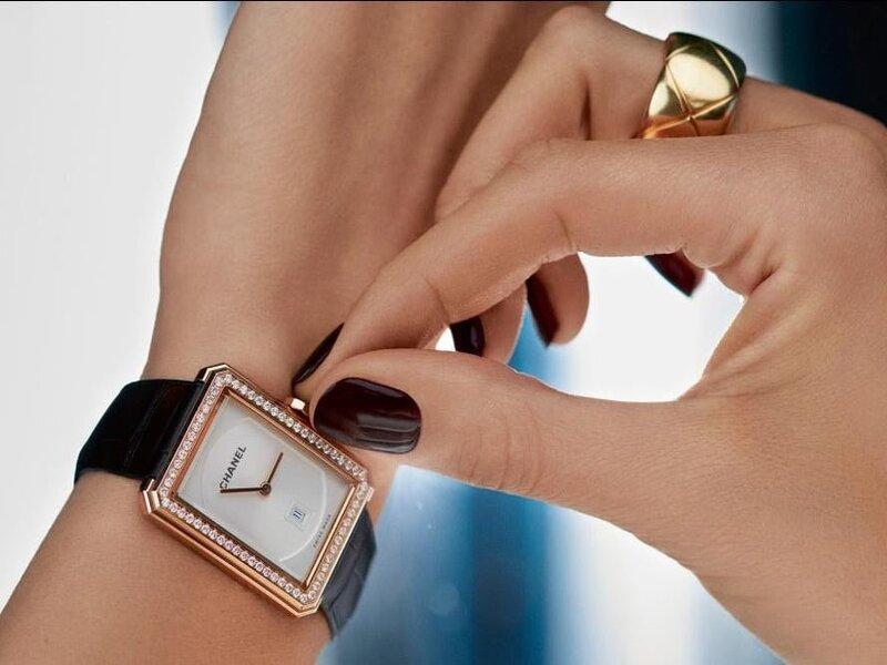 Đồng hồ Chanel