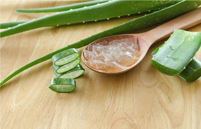 Chữa nhiệt miệng bằng nha đam