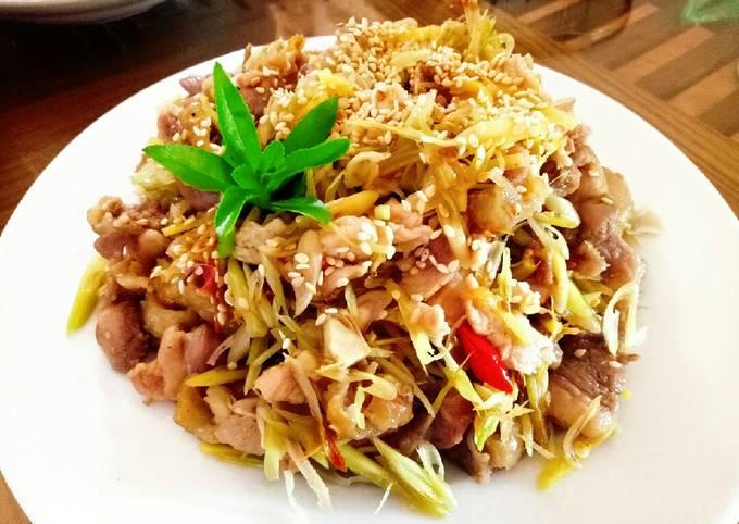 Gà xào lăn sả ớt