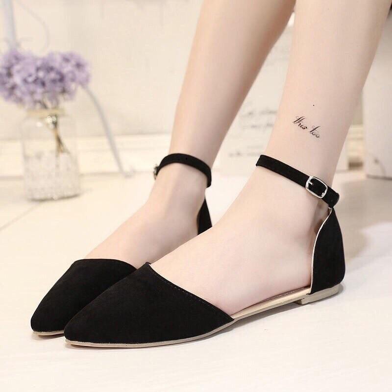 Giày sandal bít mũi