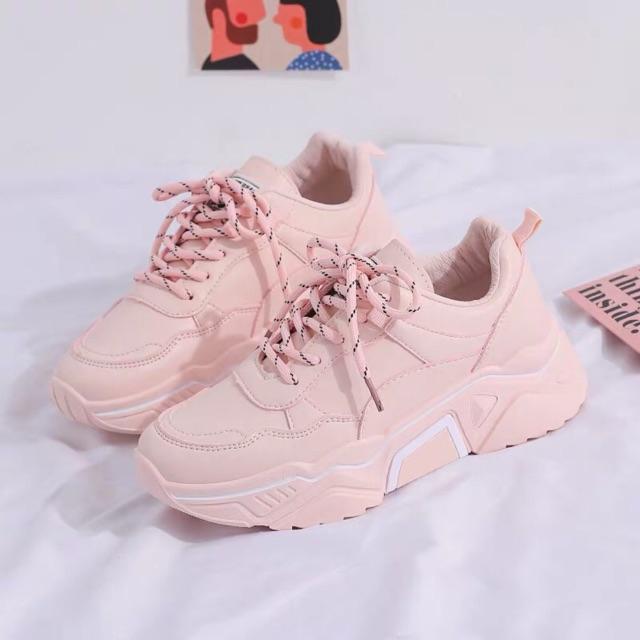 Giày sneaker nữ