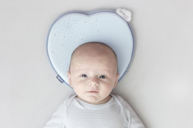 Gối chống bẹp đầu Babymoov