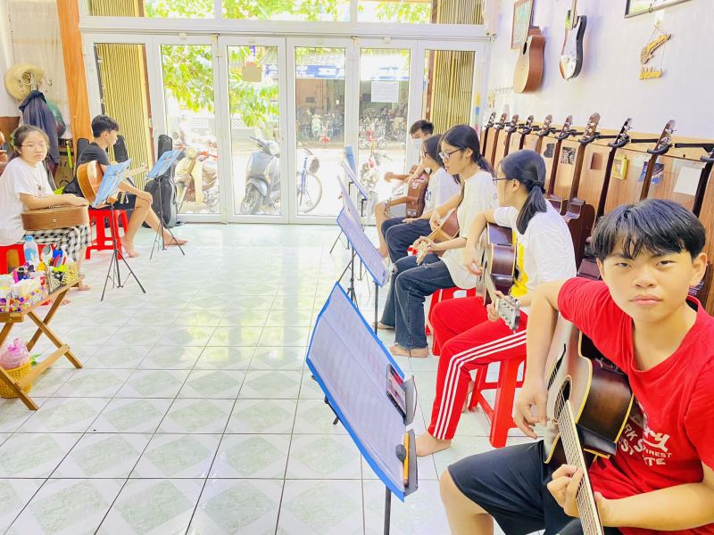 Guitar Store