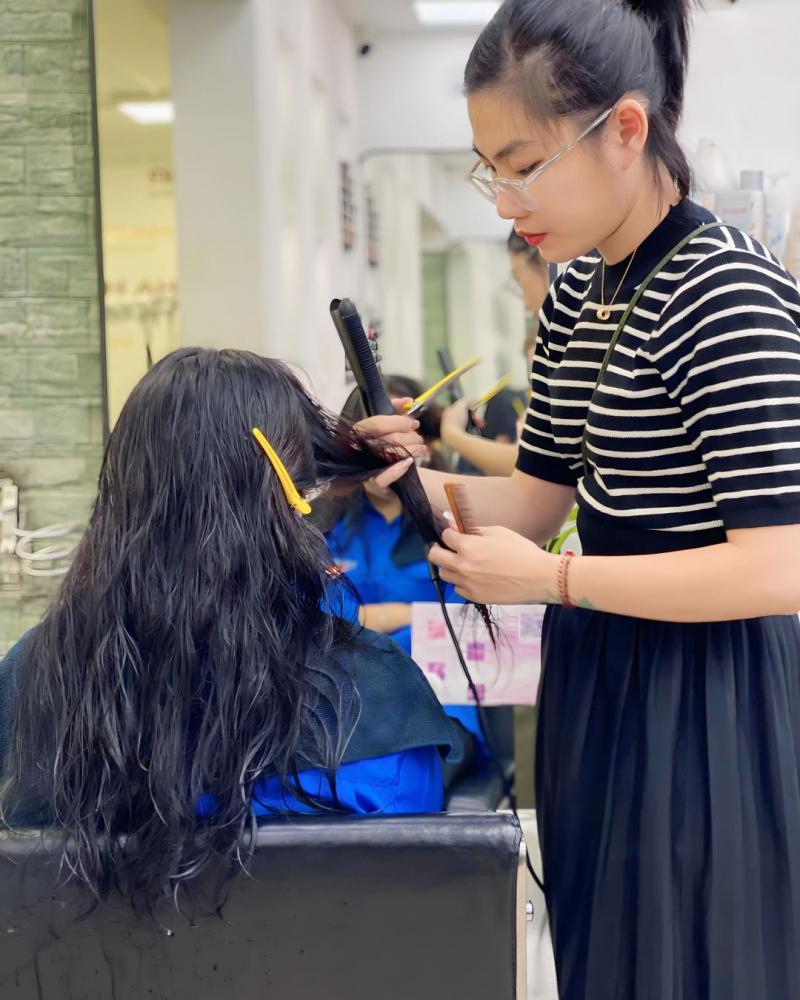 Hà Hair Salon
