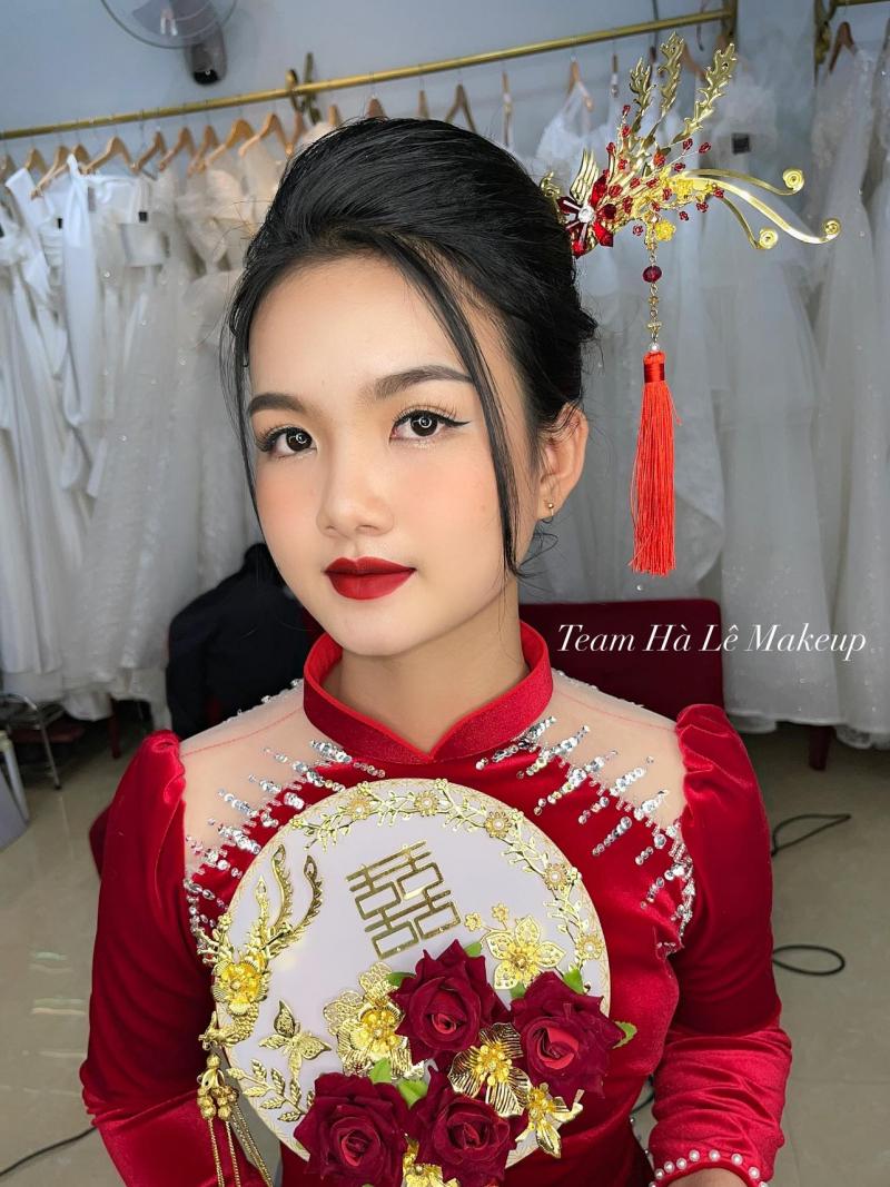Hà Lê Makeup