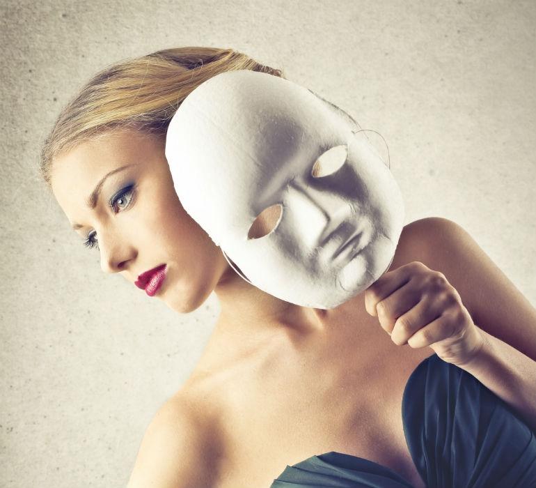 Bạn hãy thành thật với cảm xúc của mình