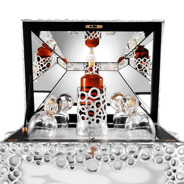 Hennessy Beaute du Siecle Cognac – 200.000 USD