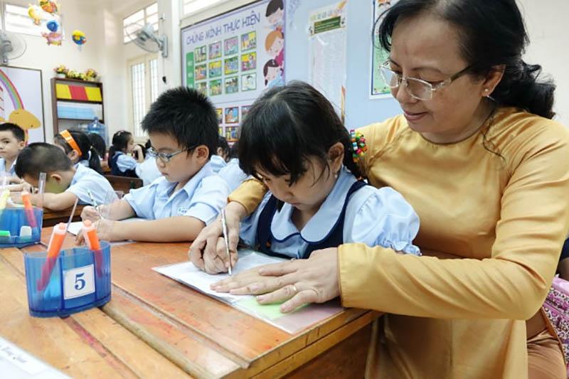 Đối với một người giáo viên thì đức tính hiền lành cũng rất quan trọng.