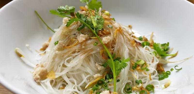 Hoa Pơ Lang - Phở Khô Gia Lai