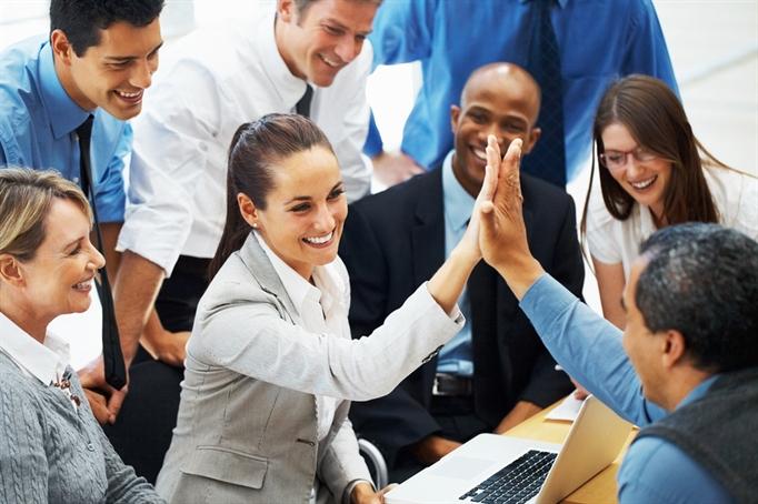 Hợp tác ăn ý với sếp và đồng nghiệp