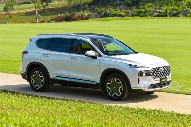 Hyundai Santa Fe - 998 xe