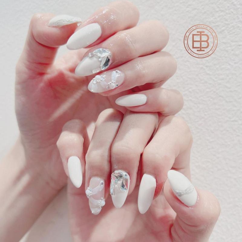Iris Nailbar SGN