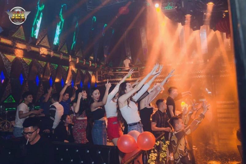 Jet Club