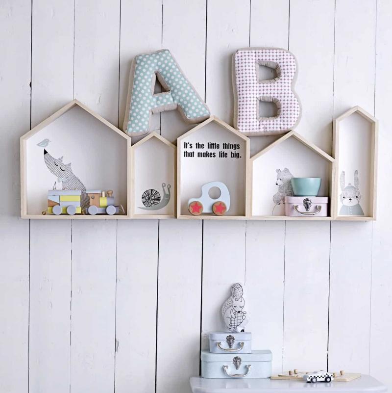 Kệ sách treo tường ghép hình ngôi nhà kết hợp thanh ngang