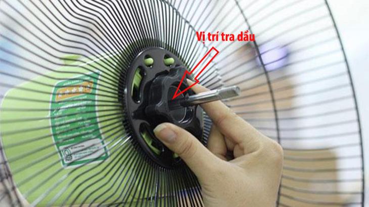 Khô dầu, hỏng động cơ bạc