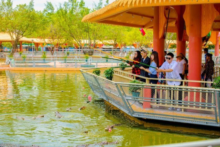 Khu du lịch Suối Tiên