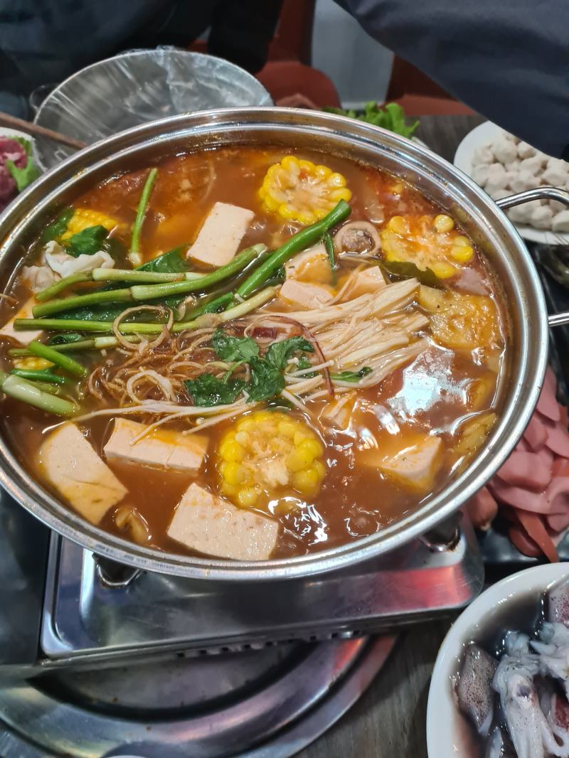 Lai Rai Quán