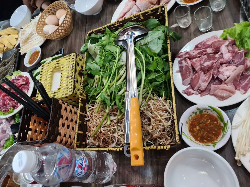 Lai Rai Quán