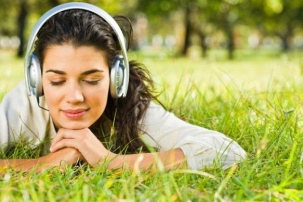 Lắng nghe và thấu hiểu người xung quanh
