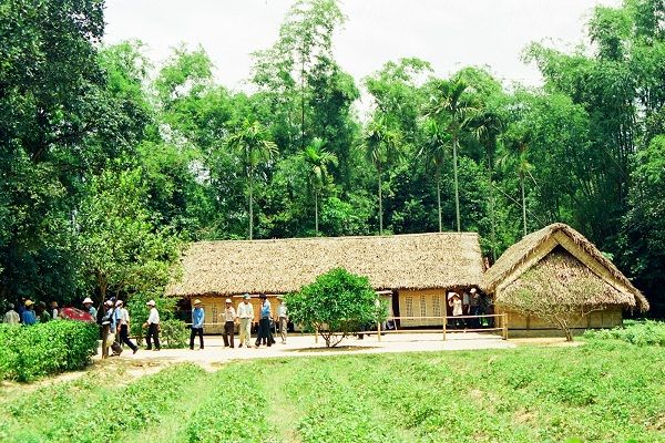 Về xứ Nghệ cùng em