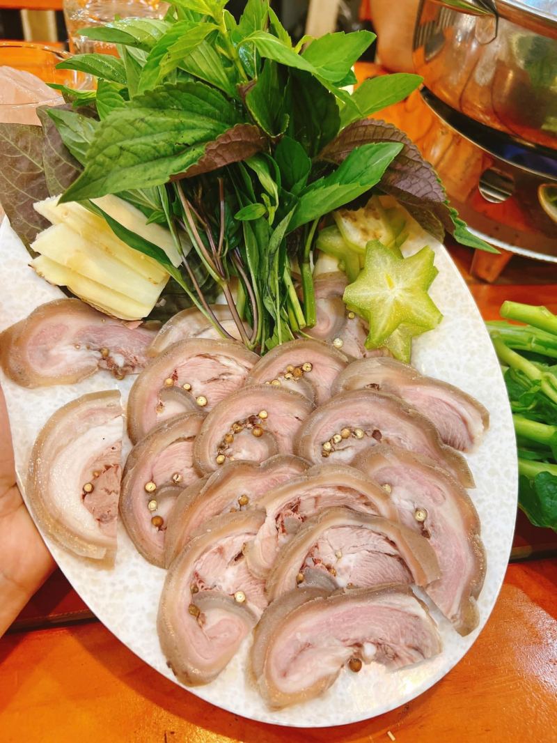 Lẩu Dê Cua Nhà Gỗ