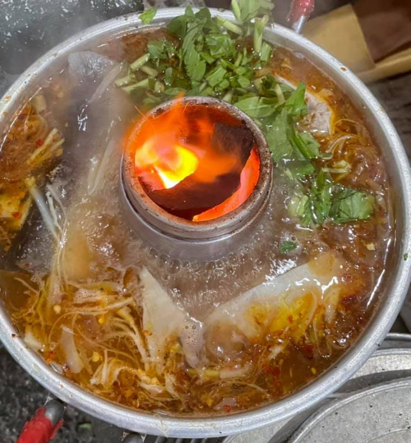 Lẩu Ếch Sáu Hiếu
