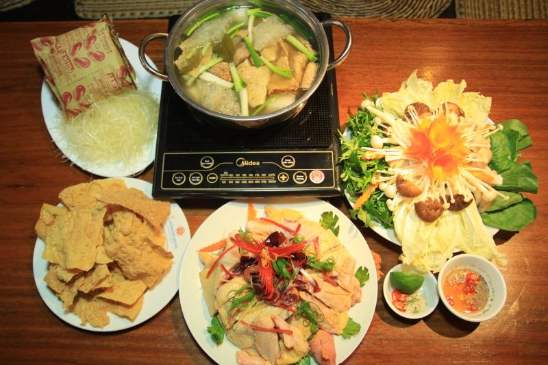 Lẩu gà lá giang ngon hấp dẫn