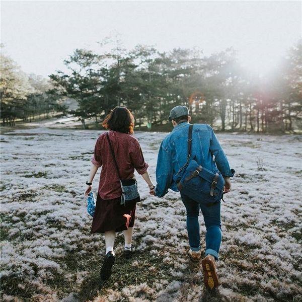 Càng gắn bó với nhau lâu, bạn càng phải đặt niềm tin vào người bạn yêu.