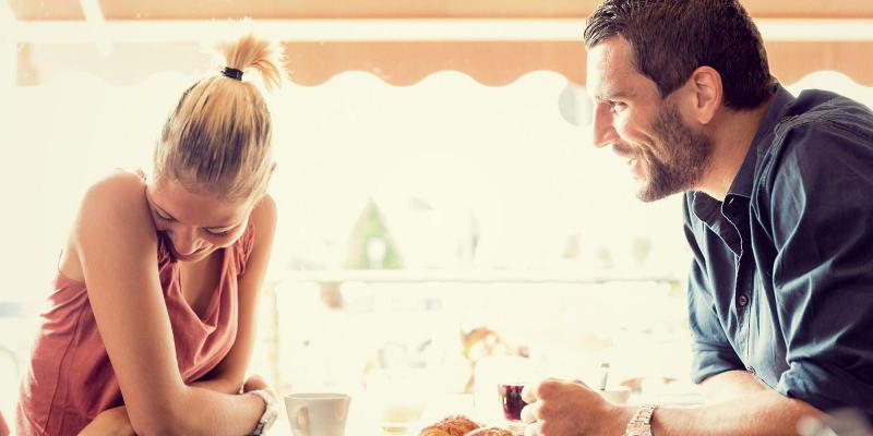 Với những người mình thích, chúng ta luôn có một cách đối xử hoàn toàn khác biệt so với những người xung quanh.