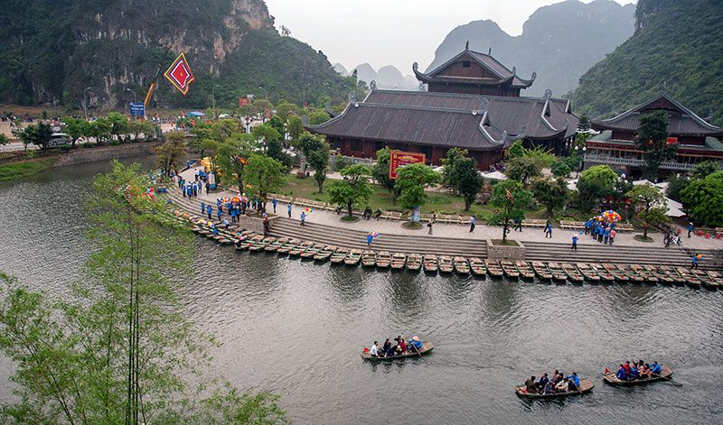 Du lịch thăm chùa Bái Đính