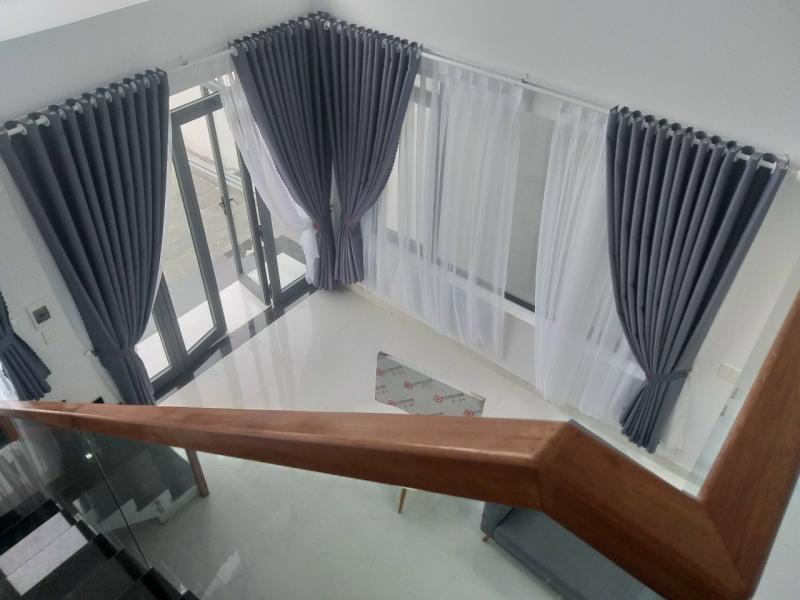 Màn cửa Hoàng Phương